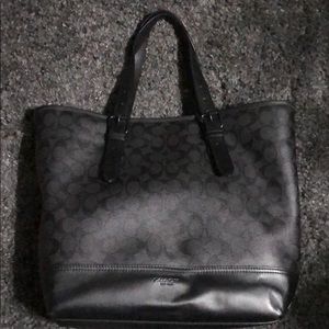 Coach New York Men’s Signature Tote AUTHENTIC